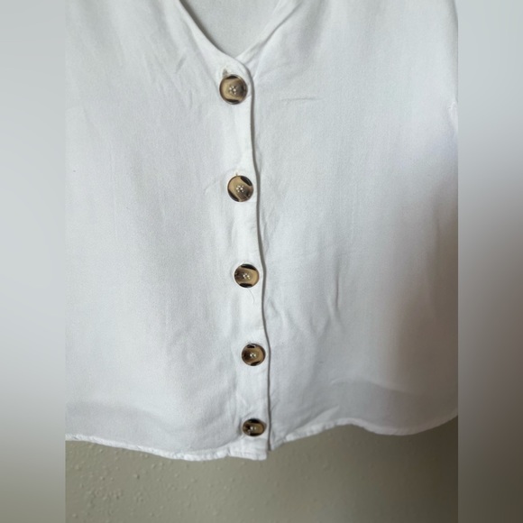 Urban Romantic white Shirt V neck size M - Picture 4 of 4